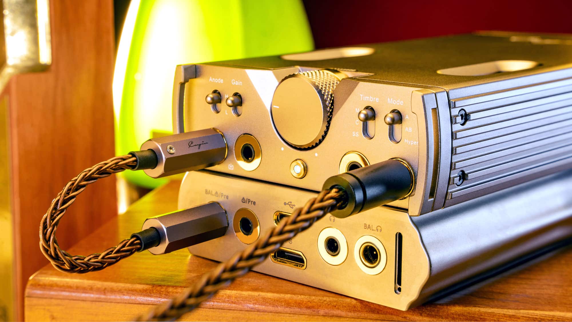 Cayin Kopfhörerverstärker C9ii Titanium Nutube 6P1 Röhre